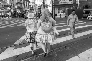San Francisco, Girls on Market Street